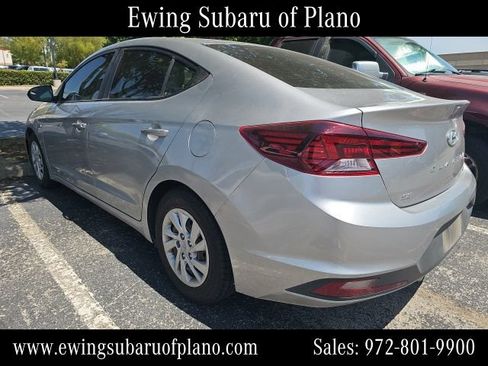 Used 2020 Hyundai Elantra SE w/ Cargo Package (C1) FWD image 3