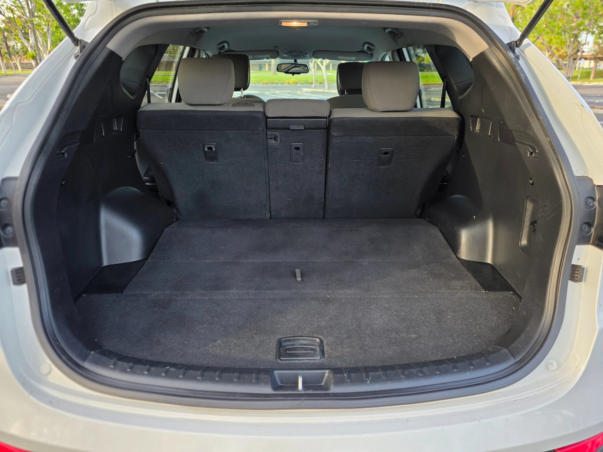 Used 2014 Hyundai Santa Fe Sport AWD/4WD image 11