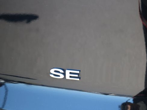 Used 2019 Ford EcoSport SE w/ SE Convenience Package AWD/4WD image 9