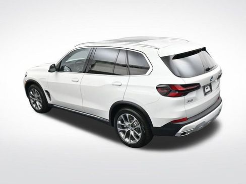 New 2026 BMW X5 xDrive50e image 25