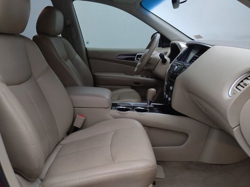 Used 2015 Nissan Pathfinder SL w/ SL Tech Package image 21