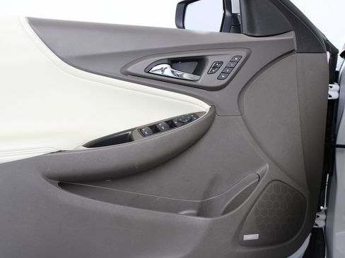 Used 2024 Chevrolet Malibu LT image 33