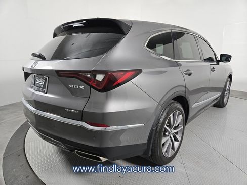 Used 2025 Acura MDX SH-AWD w/ Technology Package image 7