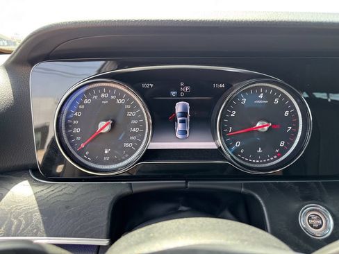 Used 2017 Mercedes-Benz E 300 4MATIC image 10