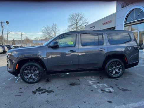 New 2026 Jeep Grand Wagoneer Limited w/ Premium Group II image 4