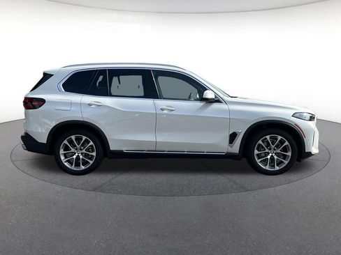 Used 2026 BMW X5 xDrive40i AWD/4WD image 7