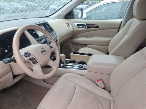 Used 2015 Nissan Pathfinder SL w/ SL Premium Package image 10