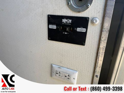 Used 2015 Chevrolet Express 3500 RWD image 13