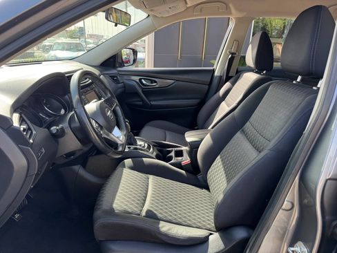 Used 2018 Nissan Rogue SV AWD/4WD image 14