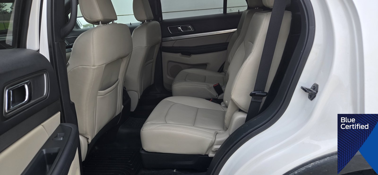 Used 2018 Ford Explorer XLT w/ Equipment Group 202A AWD/4WD image 7