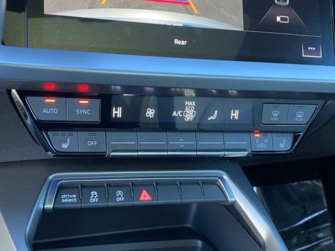 Used 2022 Audi A3 2.0T Premium image 22