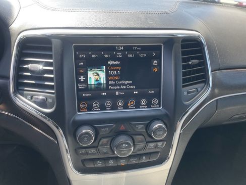 Used 2018 Jeep Grand Cherokee Limited image 27