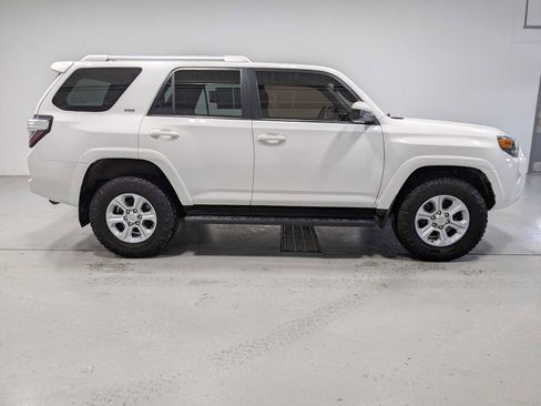 Used 2018 Toyota 4Runner SR5 image 7