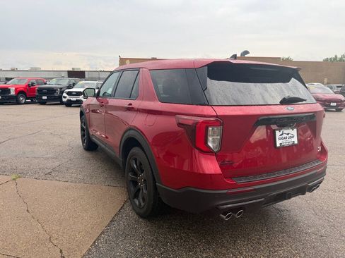Used 2022 Ford Explorer ST w/ ST Street Pack AWD/4WD image 6