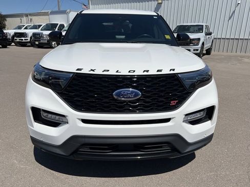 Used 2022 Ford Explorer ST w/ Equipment Group 401A image 7