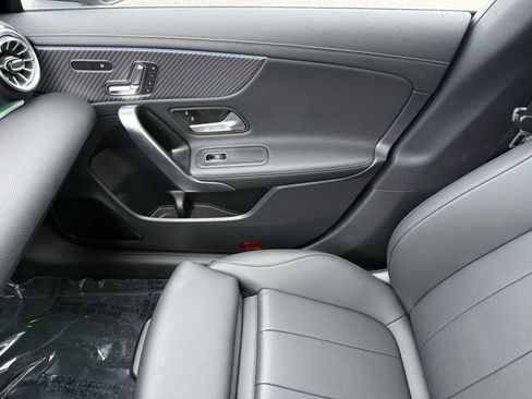 Certified 2025 Mercedes-Benz CLA 250 4MATIC image 38