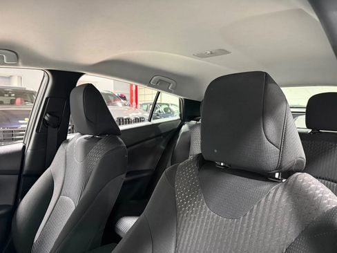 Used 2017 Toyota Prius Two image 16