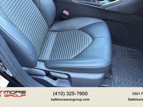 Used 2018 Toyota Camry SE image 17