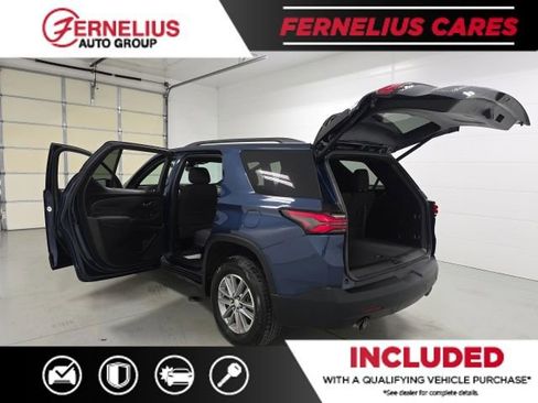 Used 2023 Chevrolet Traverse LT image 12