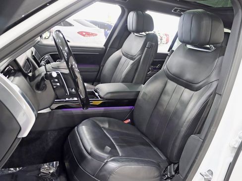 Used 2023 Land Rover Range Rover SE image 29