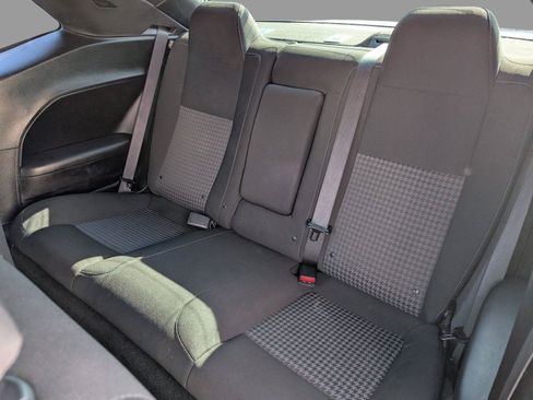Used 2022 Dodge Challenger GT RWD image 15