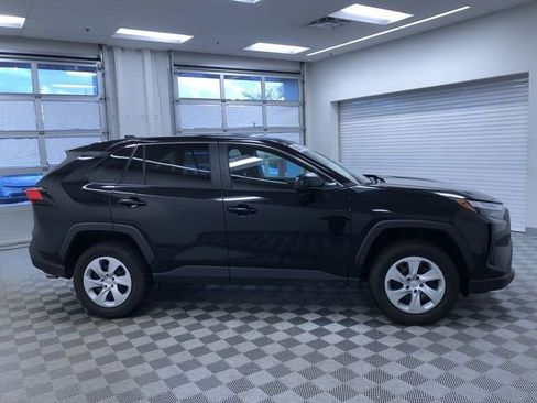 Certified 2025 Toyota RAV4 LE image 34