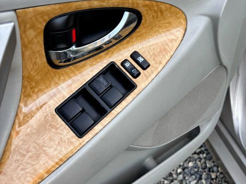 Used 2007 Toyota Camry XLE image 24