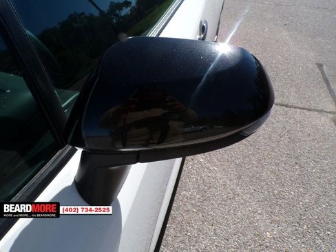 Used 2021 Toyota Corolla SE w/ Carpet Mat Package (TMS) image 11