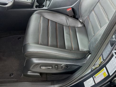 Certified 2025 Honda CR-V Sport Touring image 14