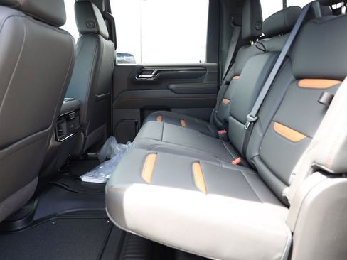 New 2026 GMC Sierra 3500 AT4 w/ Technology Package AWD/4WD image 18
