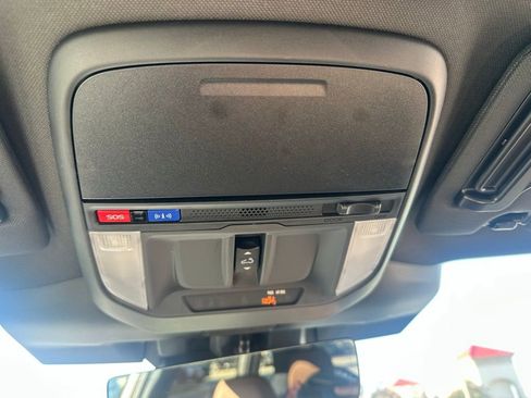 Used 2025 Subaru Forester Touring image 34