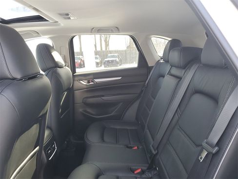 New 2025 MAZDA CX-5 AWD 2.5 S w/ Preferred Package image 13
