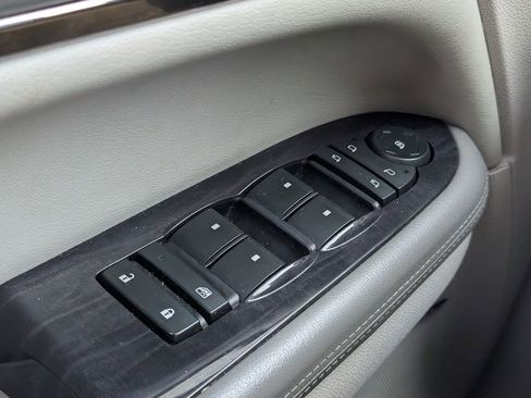 Used 2017 Buick Enclave Premium w/ Experience Buick Package image 15