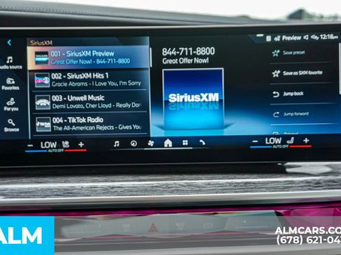 Used 2024 BMW 760i xDrive w/ Premium Package AWD/4WD image 40
