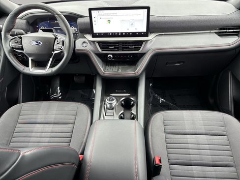 Certified 2025 Ford Explorer ST-Line w/ Premium Package image 13