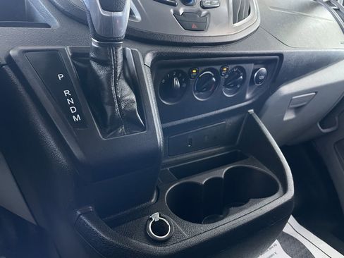 Used 2017 Ford Transit 150 XL image 32