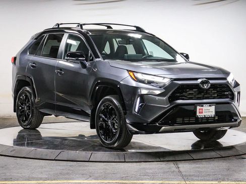 Certified 2025 Toyota RAV4 XSE w/ Advanced Technology Package AWD/4WD image 5