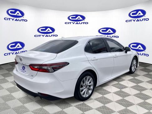 Used 2023 Toyota Camry LE w/ Convenience Package image 3