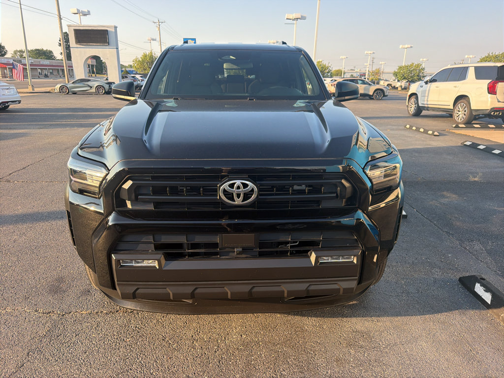 Used 2026 Toyota 4Runner SR5 AWD/4WD image 2