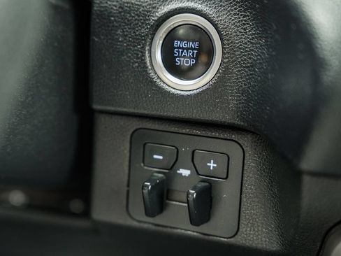 Used 2023 Toyota Tundra SR5 w/ SR5 Premium Package AWD/4WD image 27