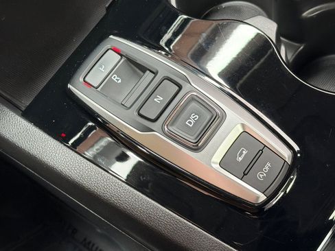 Used 2018 Honda Pilot Elite image 24