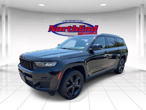 Used 2023 Jeep Grand Cherokee L Laredo AWD/4WD image 7
