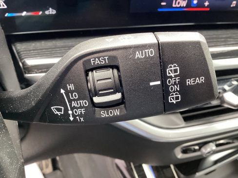 Used 2025 BMW X7 xDrive40i w/ Executive Package AWD/4WD image 32