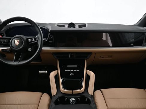 Certified 2026 Porsche Cayenne S AWD/4WD image 9