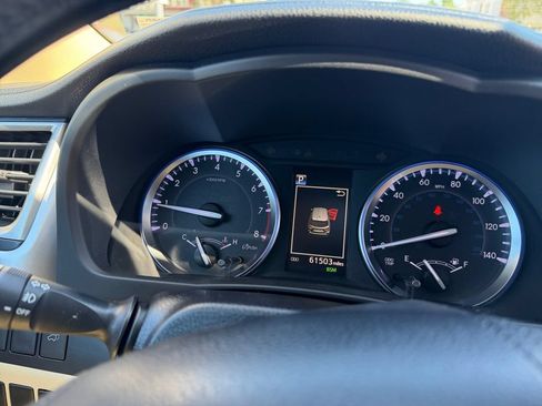 Used 2018 Toyota Highlander XLE AWD/4WD image 23
