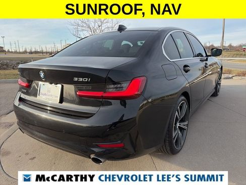 Used 2021 BMW 330i xDrive Sedan w/ Convenience Package image 13