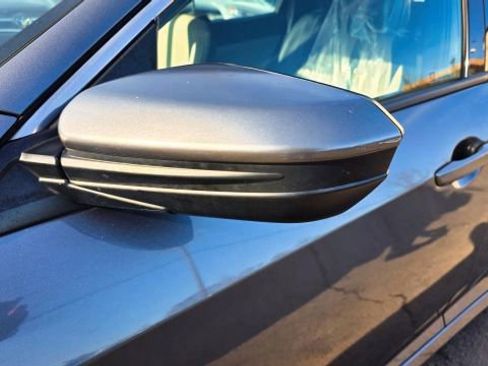 Used 2018 Honda Civic EX image 45