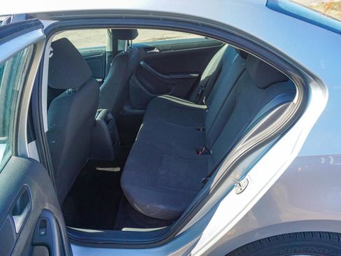 Used 2015 Volkswagen Jetta S FWD image 39