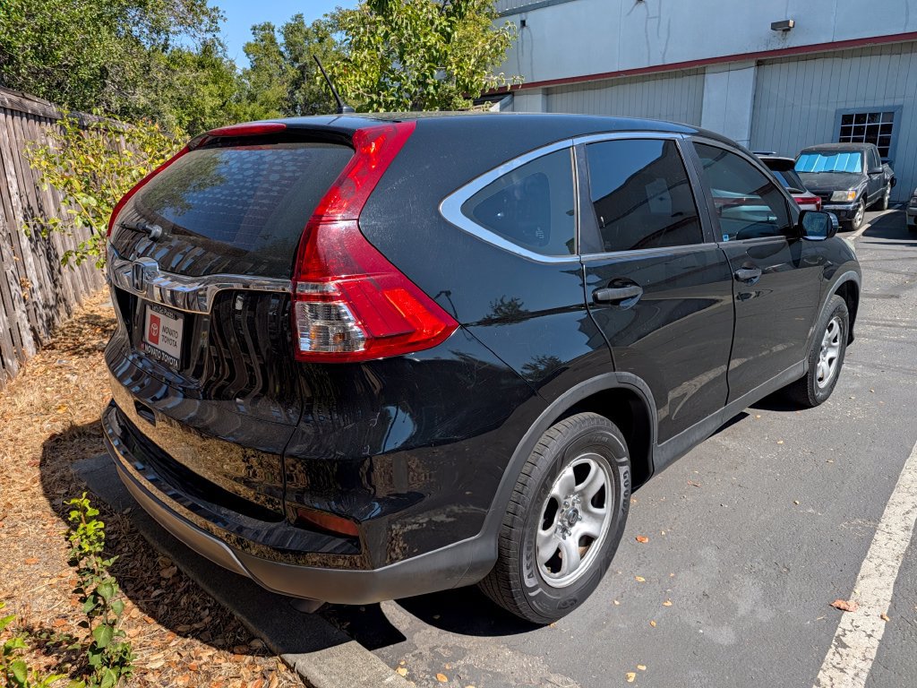 Used 2015 Honda CR-V LX image 3