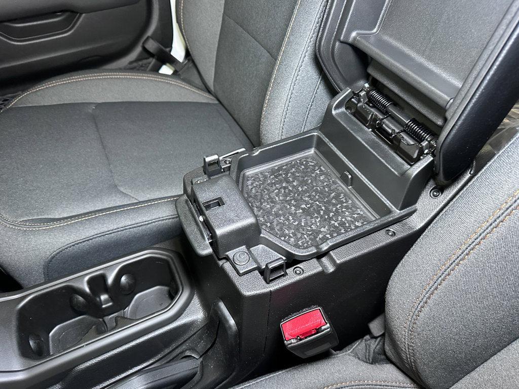 New 2026 Jeep Wrangler Sport AWD/4WD image 32